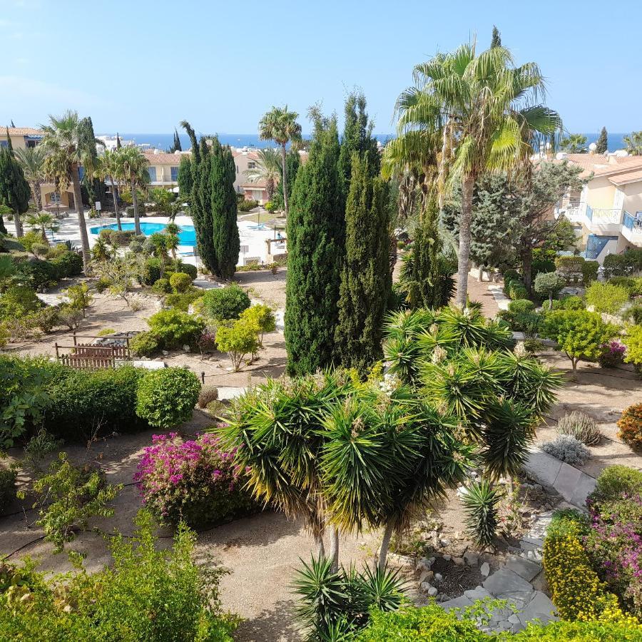 Modern Sea View Apartment Regina Gardens Paphos Esterno foto
